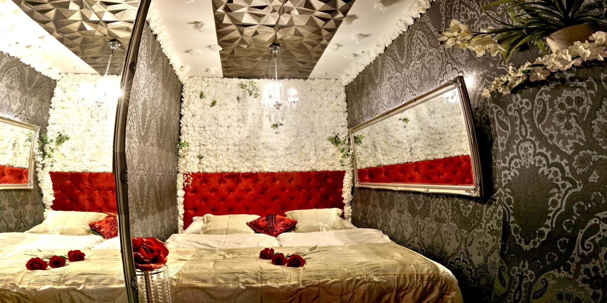 Ferrari Wellness Apartman Pardubice Buitenkant foto